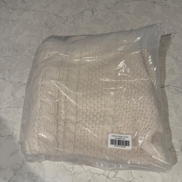 OFFICIAL TAYLOR SWIFT (Folklore) “The Cardigan” Re-Release Brand New - Picture 5 of 5